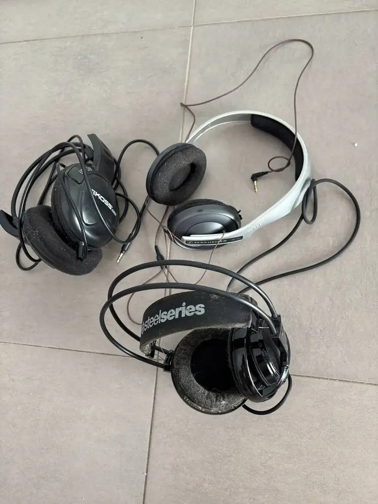 🏷️ Продаю набор наушников: Koss, Sennheiser, SteelSeries — 3 шт