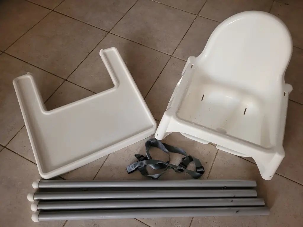 Продам детский стульчик ИКЕЯ за 10€.