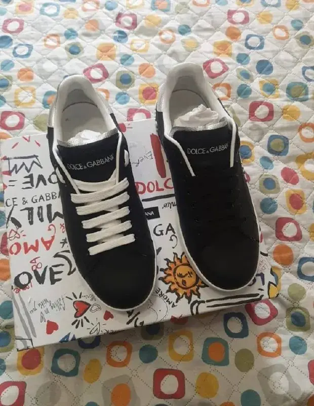Продам оригинальные кроссовки Dolce & Gabbana 🤍🖤