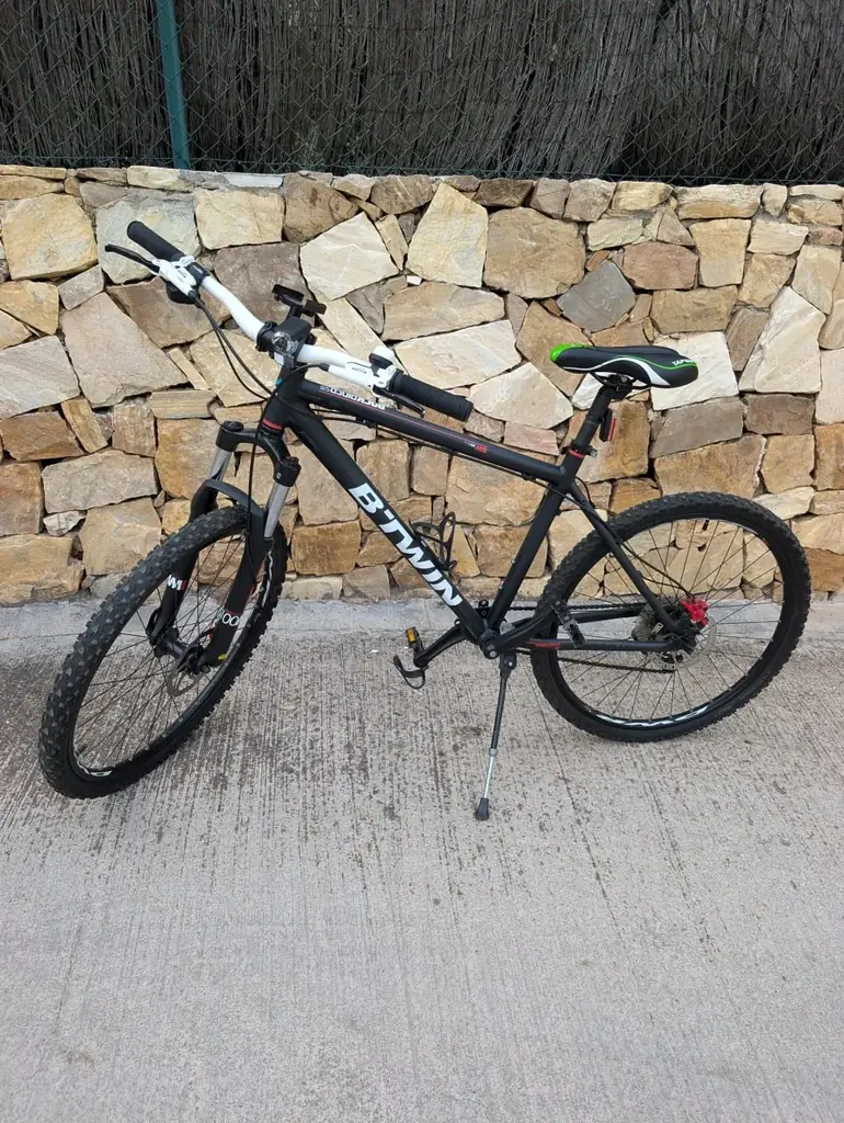 🚴 Продаётся горный велосипед B'TWIN Rockrider 520