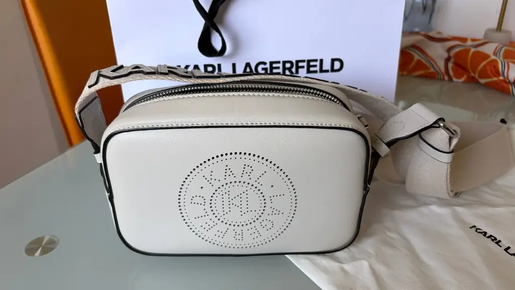 Продам сумку Karl Lagerfeld (оригинал),