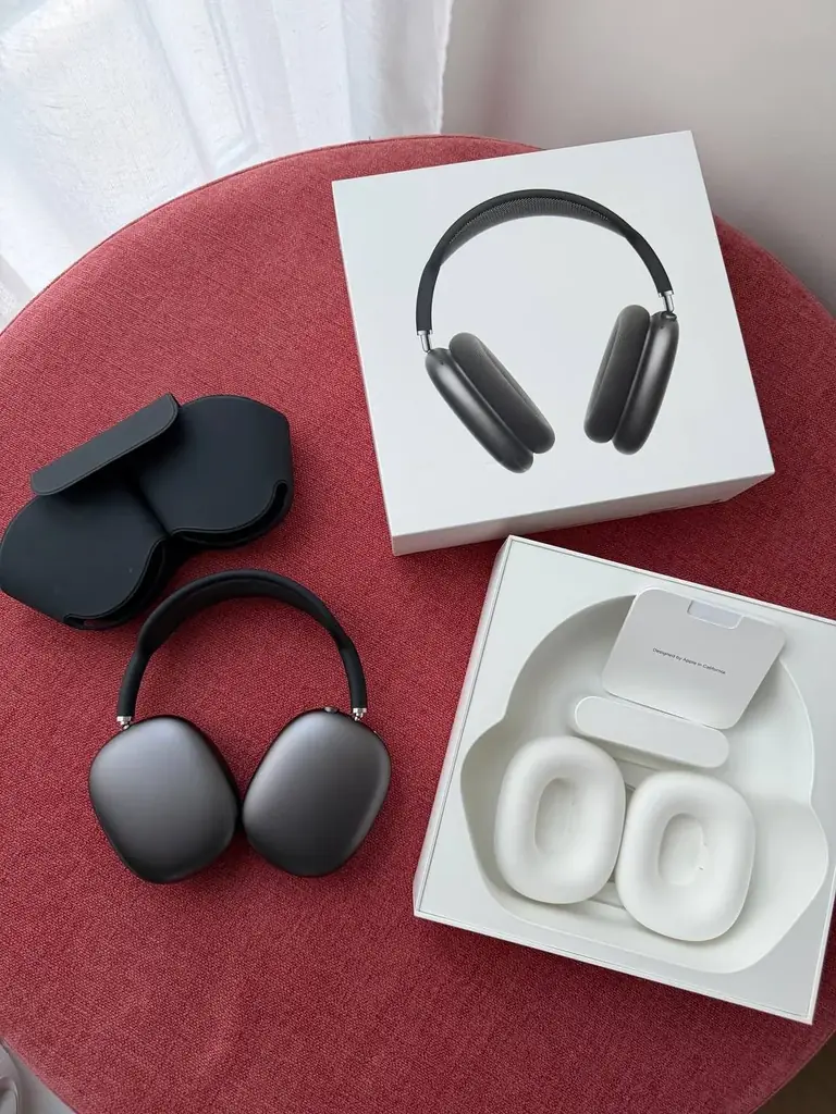 AirPods Max