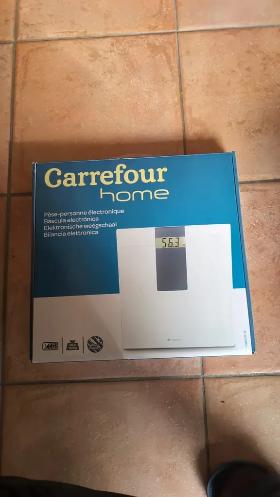 Продам за 15€, весы новые не использовались.
