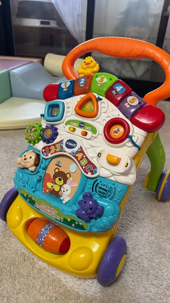 Продам толокар Vtech в отличном состоянии, все работает, ребенок играл с ним полгода каждый день на…