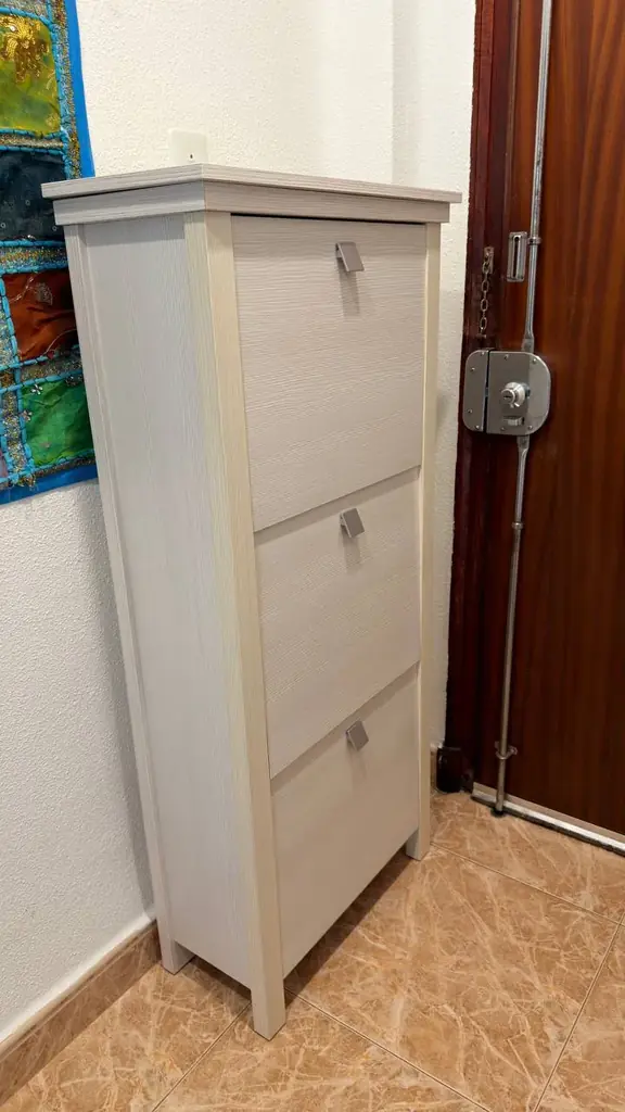 Продам комод для обуви