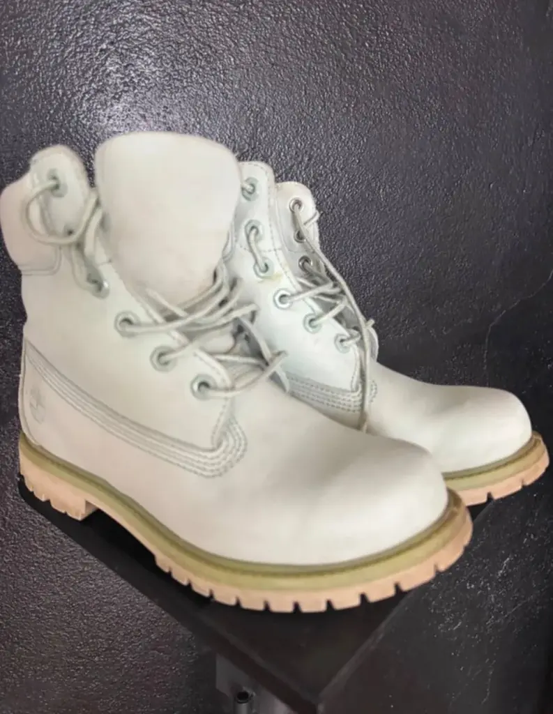 Ботинки Timberland редкого мятного цвета.