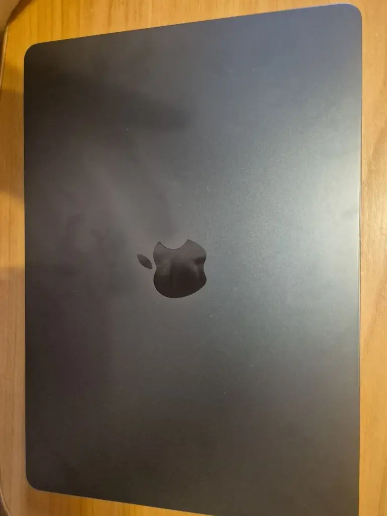 Продам Macbook air m2 и samsung s25 ultra
