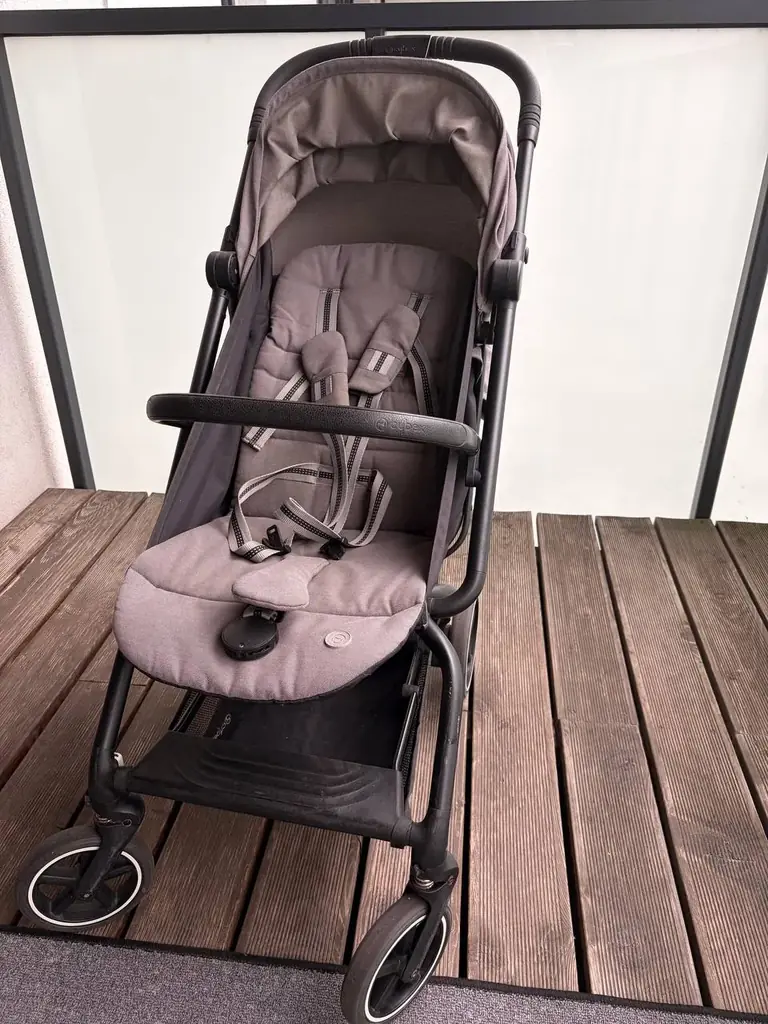Продам коляску cybex eezy s+2