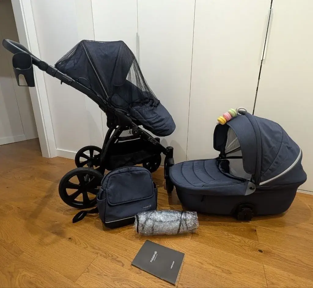 Продаю коляску Noordi Fjordi 2 в 1 - люлька + прогулка.