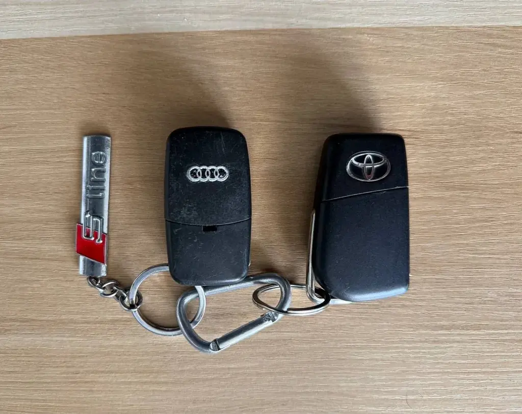 Продам ключ от Toyota Auris/Avensis/Yaris/Corolla/Verso/Hilux/Tacoma - 150zł.