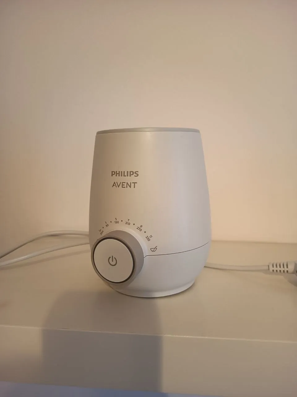 Продам подогреватель бутылочек Philips Avent в хорошем рабочем состоянии. Быстро и равномерно подог…