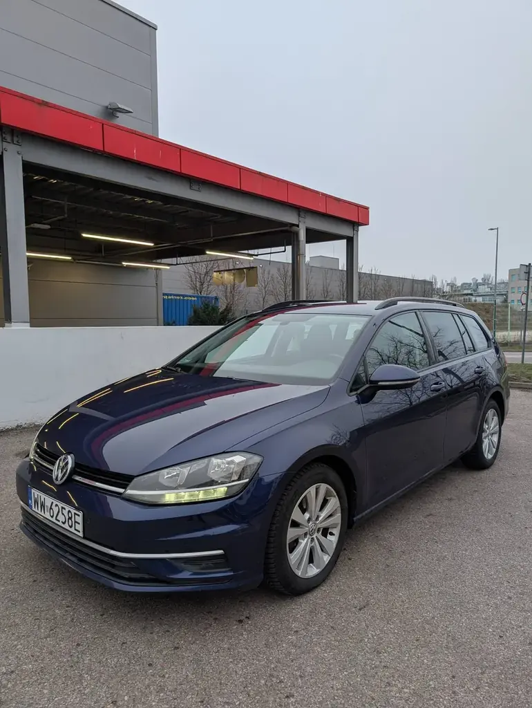 Продается  Volkswagen Golf VII 1.6 TDI BMT Comfortline