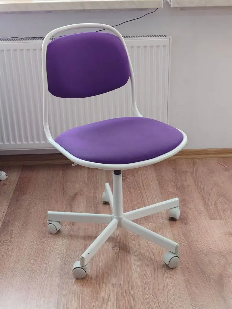 Продам стул на колесиках IKEA 80 zł