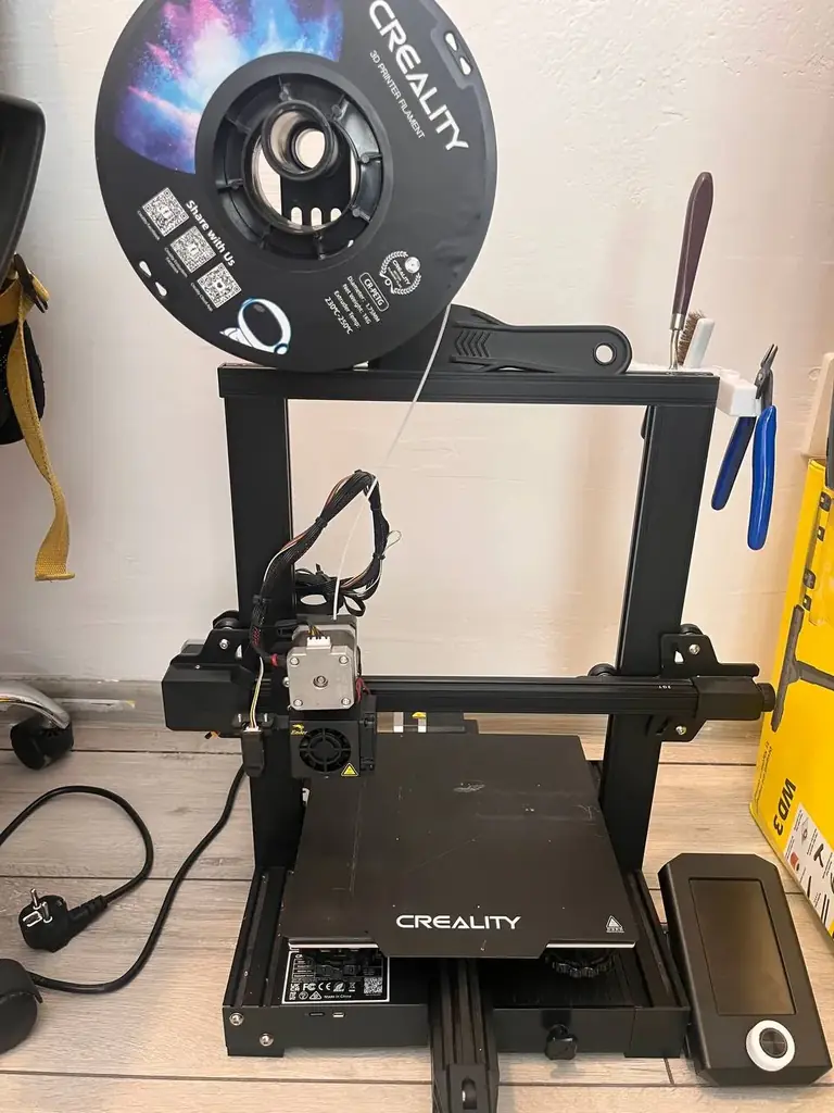 Продаю 3D-принтер Creality, в хорошем рабочем состоянии. В комплекте всё необходимое для начала печ…