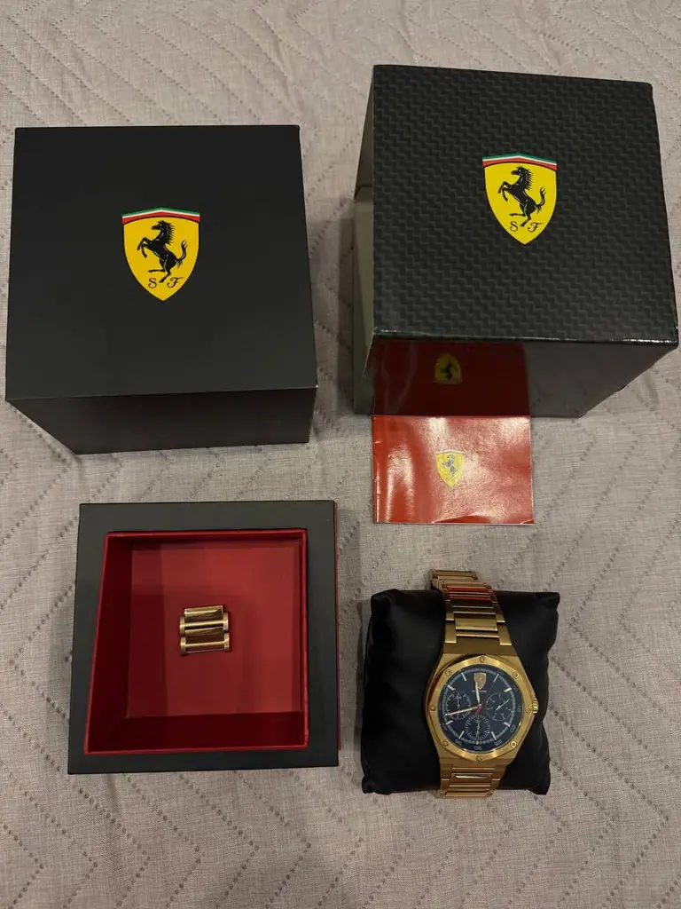 Продам чоловічий годинник Scuderia Ferrari Aspire