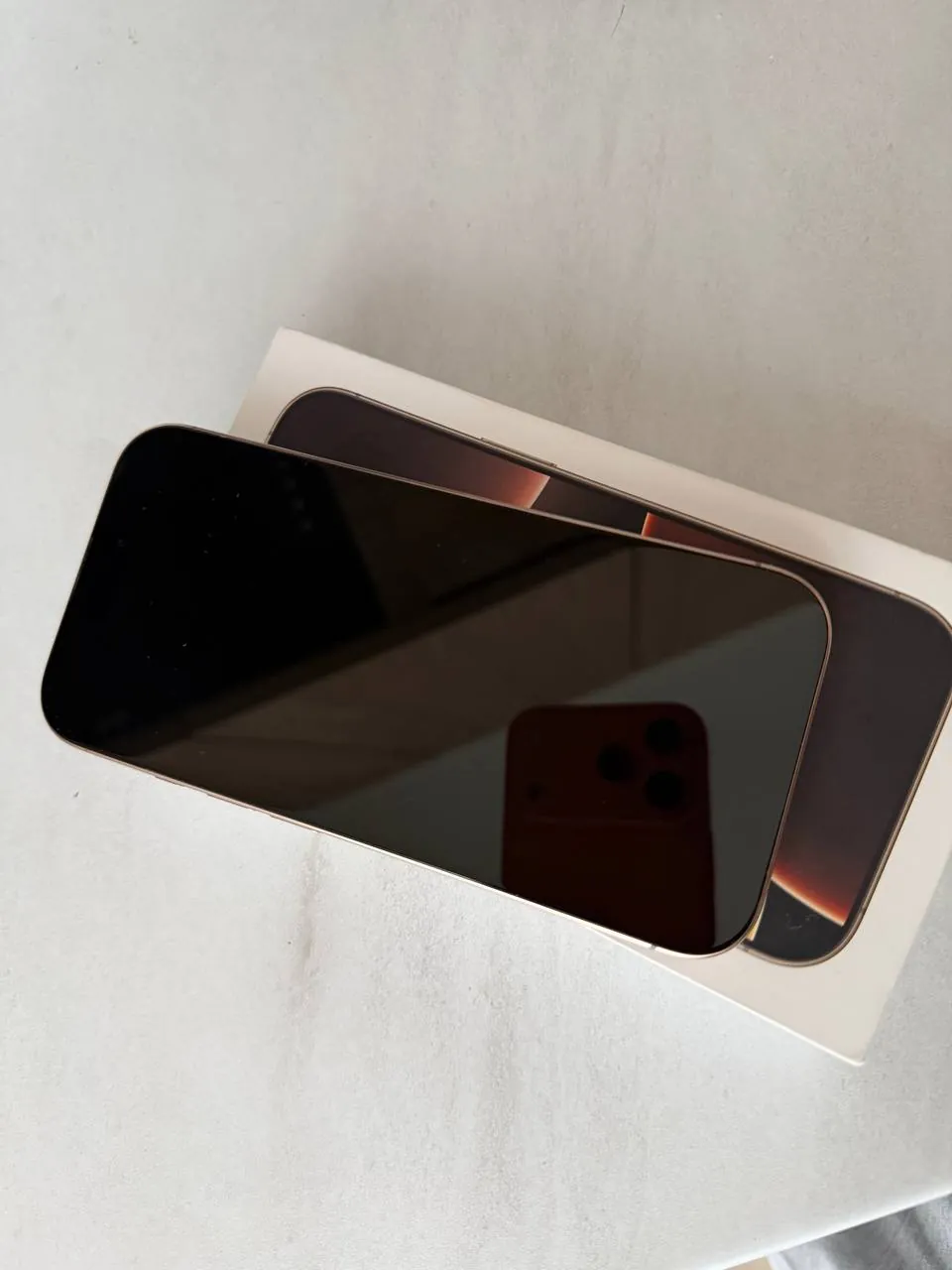Продаю свой айфон 16 pro 128GB