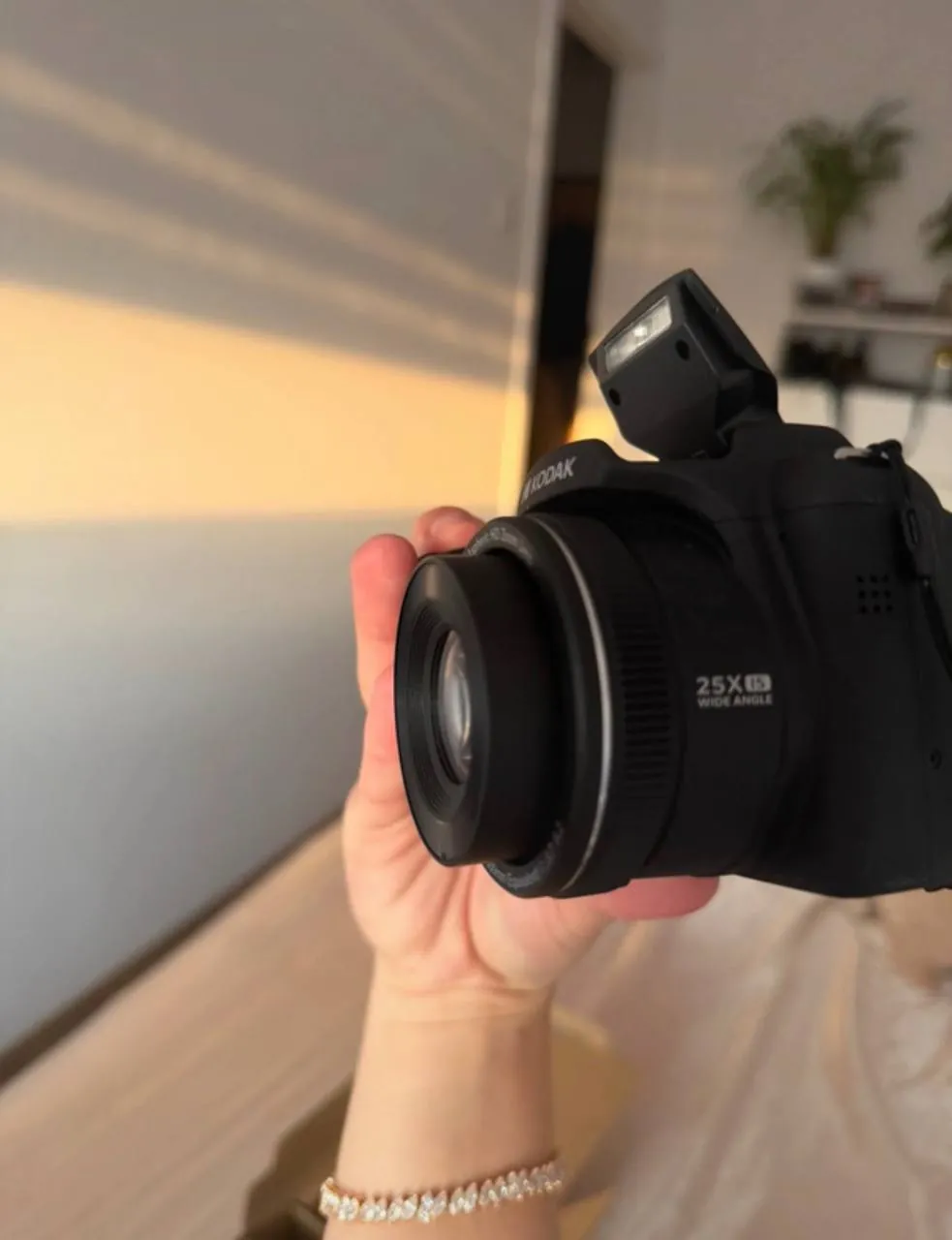 Продам новый фотик Kodak Pix Pro аz 255