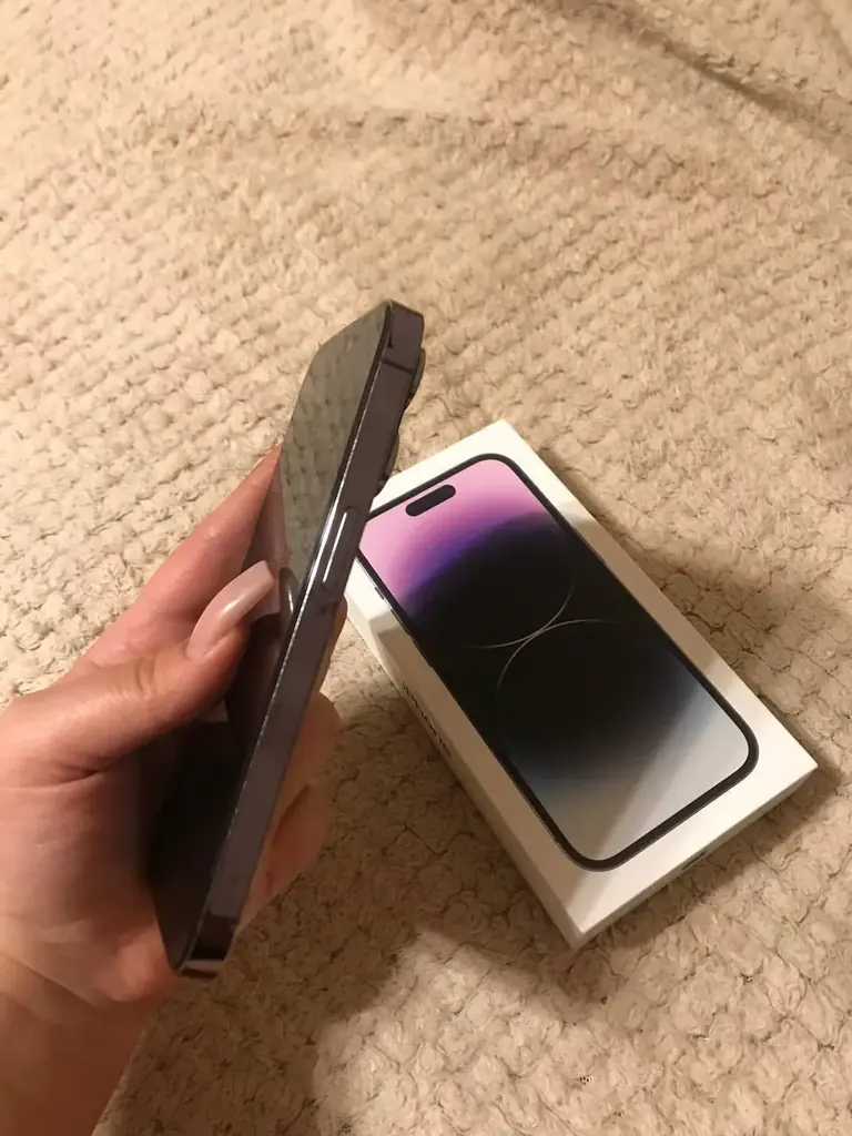 📱 iPhone 14 Pro 256GB Deep Purple