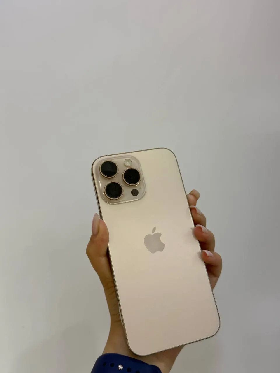📱 iPhone 16 Pro Max — 256GB