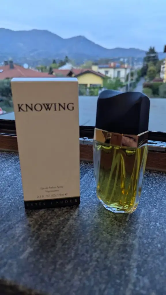 Парфюм Knowing Estee ORIGINAL новый, 75мл - 25000 (цена в магазине около 120€)