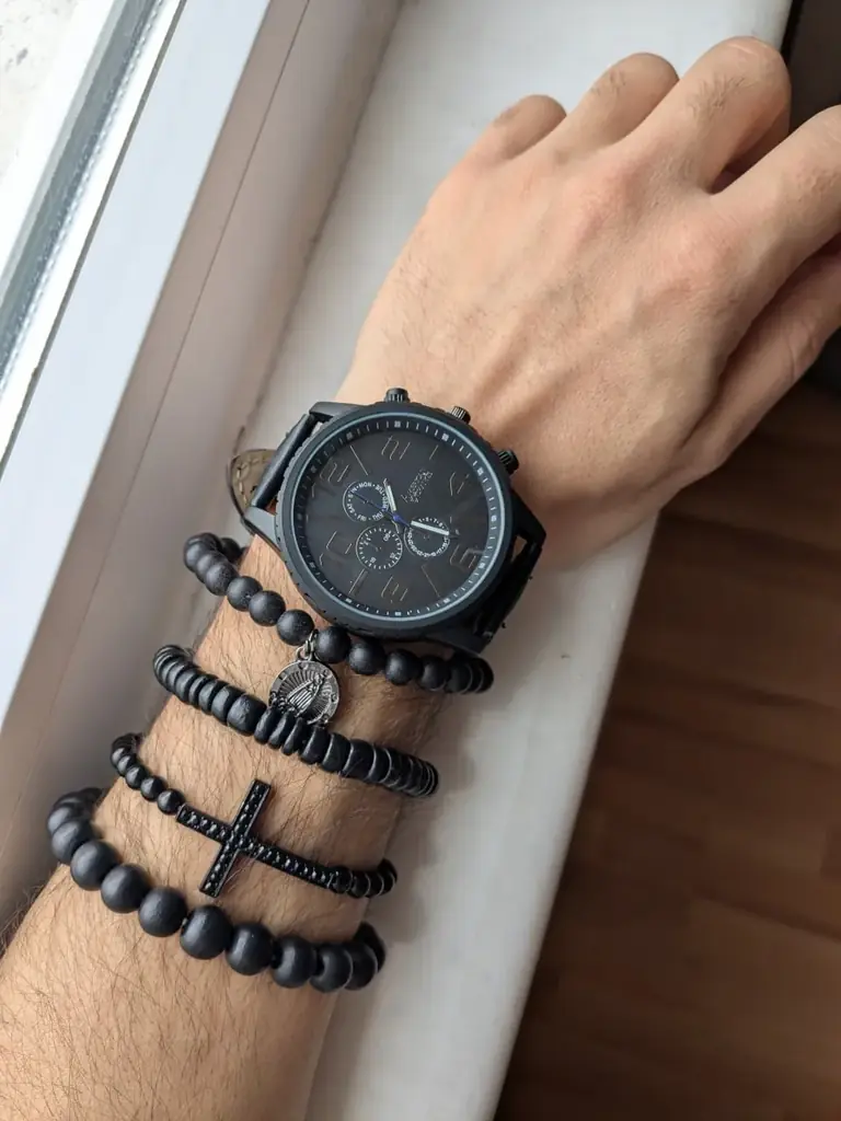 ⌚️ Продаётся American Exchange — часы + 3 браслета