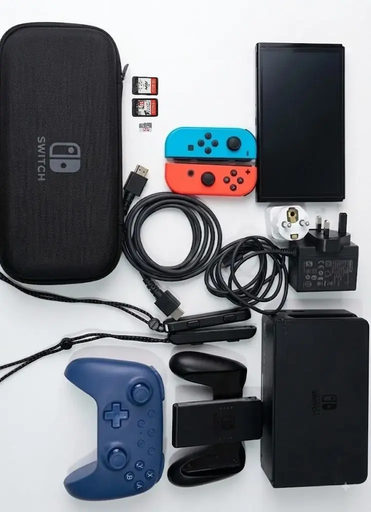 Здравсвуйие! Продаю Nintendo Switch OLED в отличном рабочем состоянии, Полный комплект, плюс отдаю …
