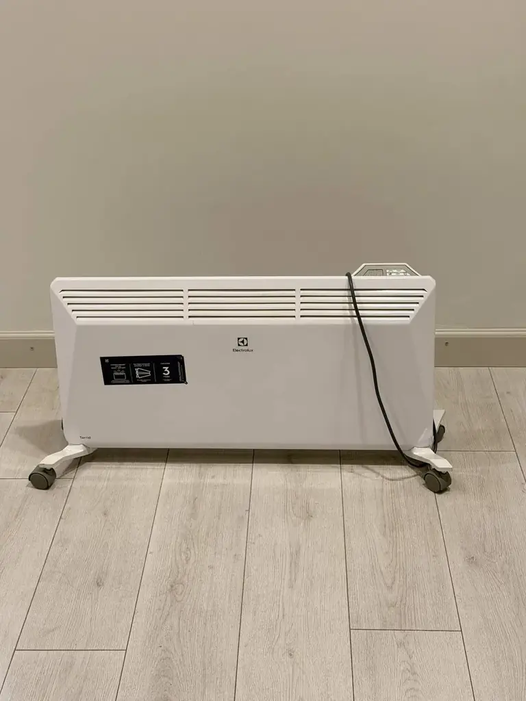 🔥 Продаю обогреватели Electrolux ECH/AS2-2000 ER — почти новые, в отличном состоянии