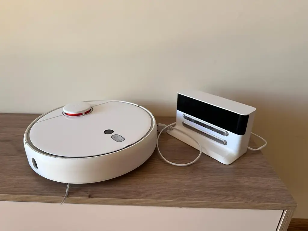 Робот-пылесос Xiaomi Mijia Robot Vacuum 1S.