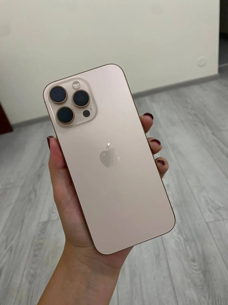 📱 iPhone 16 Pro Max 256GB — идеальное состояние