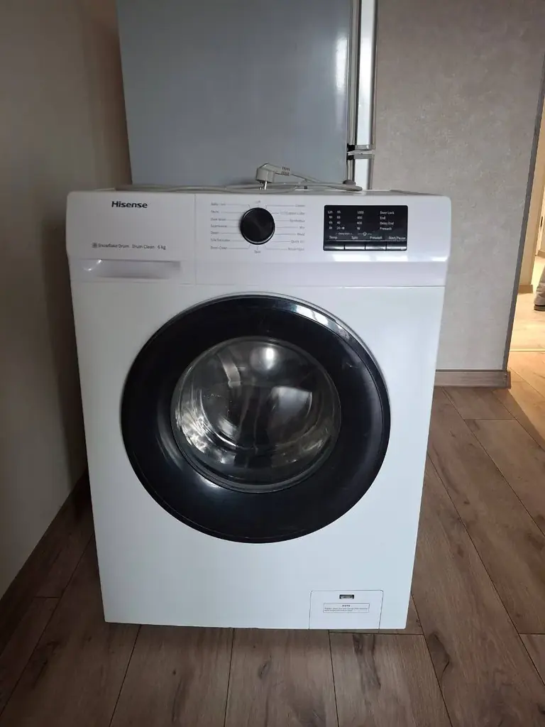 Продам стиральную машину Hisense Б/У