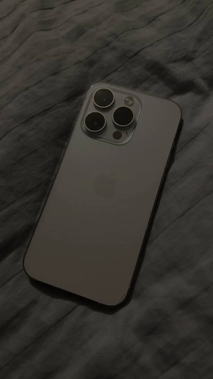 Продам iPhone 14 Pro 256 ГБ.