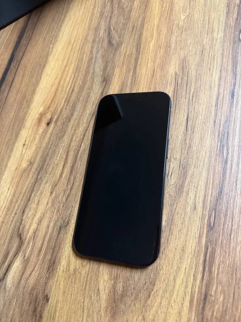 Продам iPhone 16 Pro 128Gb