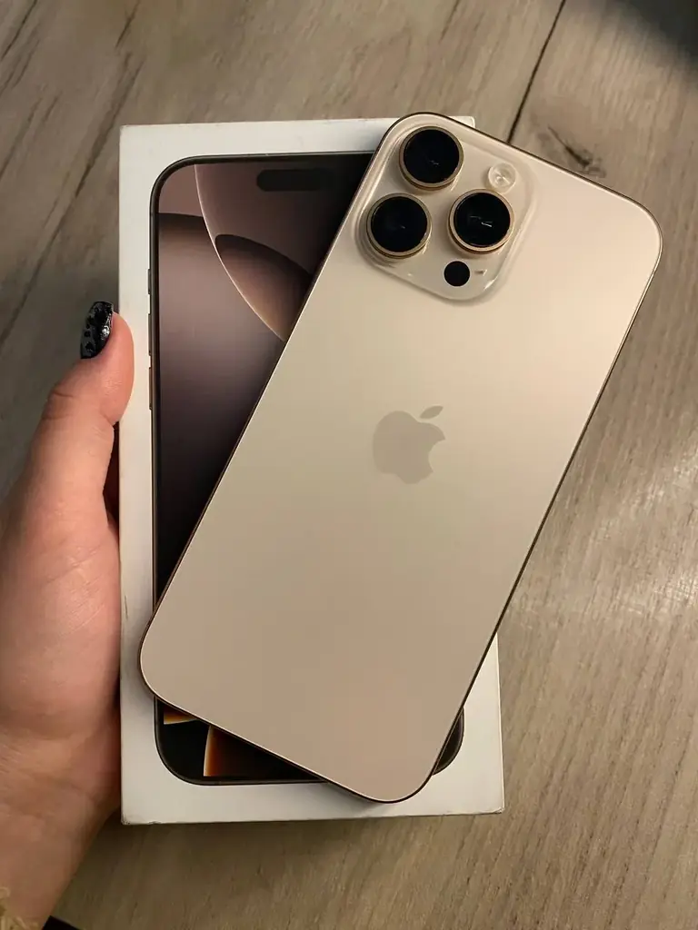 Продается IPhone 16 Pro Max|256 GB|90% Батарея|