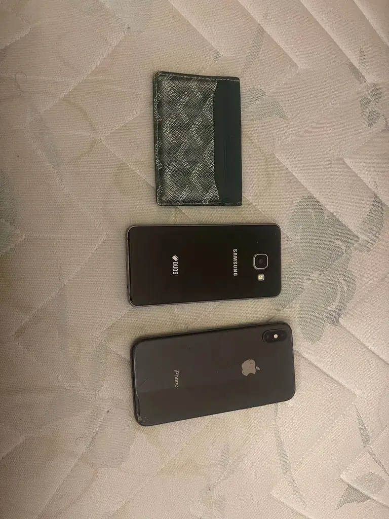 Продам iphone X 64gb 100% аккумлятор в нормальном состоянии только экран нужно сменить остальные вс…