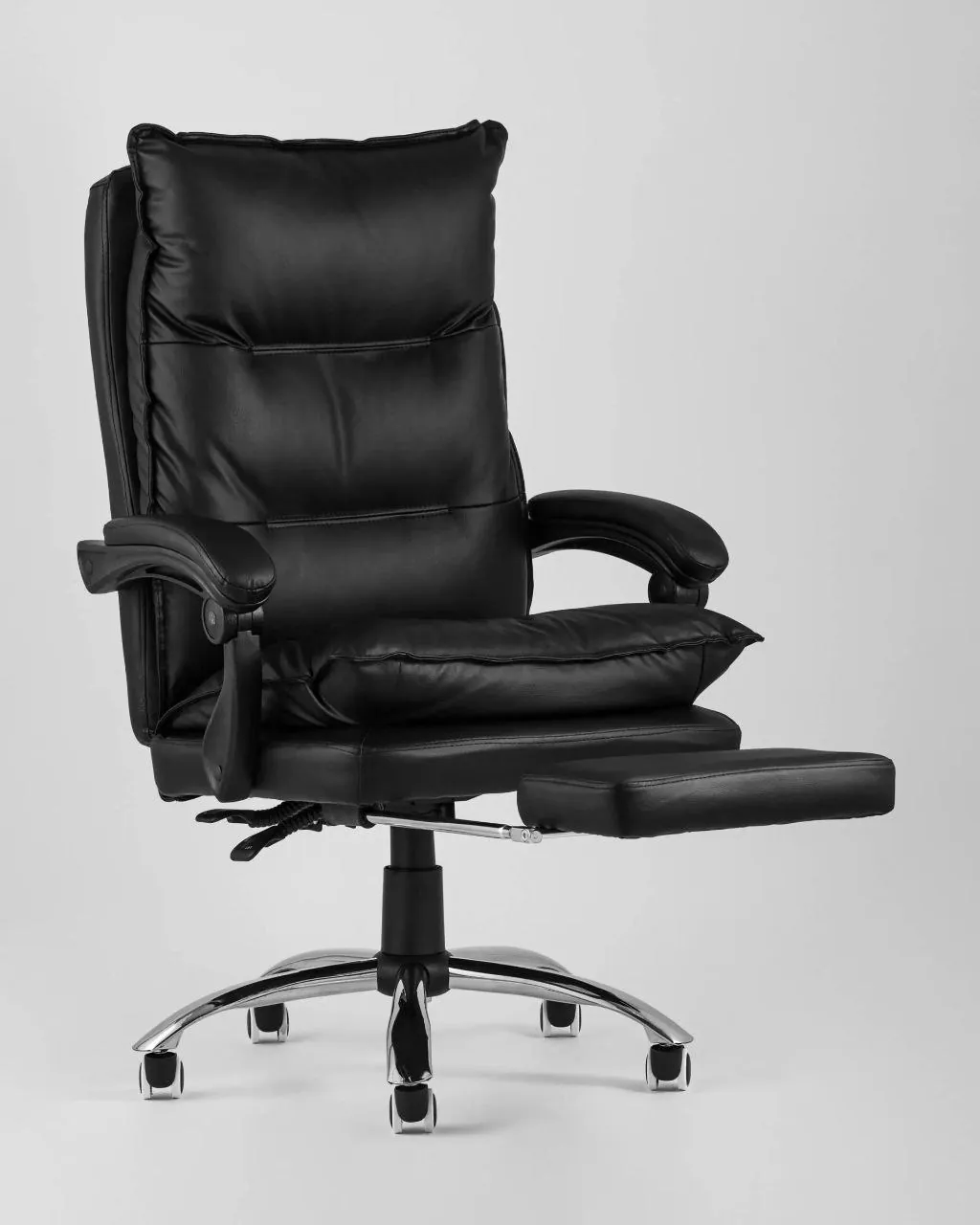 Продам кресло руководителя новая 90к