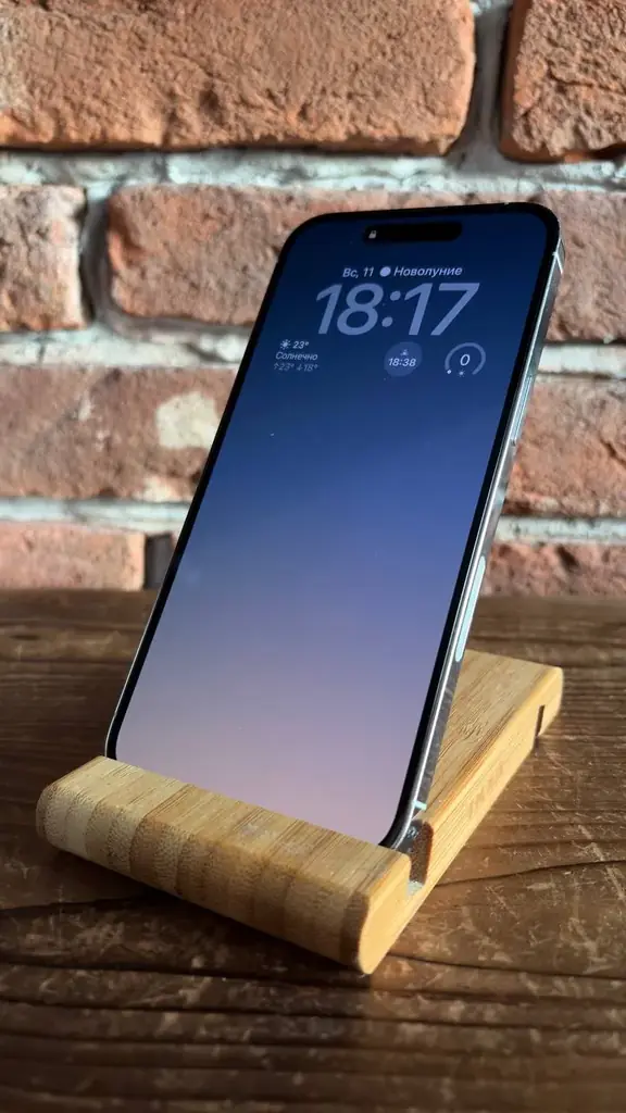 Продаю iPhone 14 Pro Max 128 ГБ, белый (eSIM)