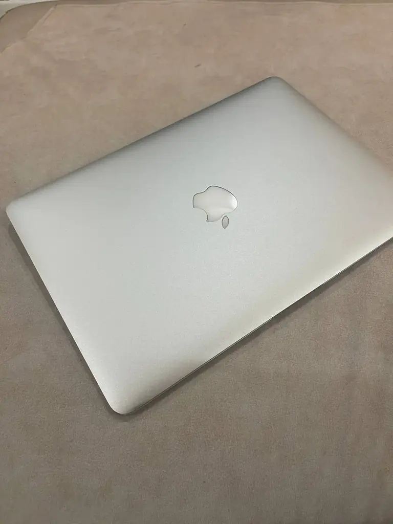 Продаю MacBook Air 13” (2017) 💻