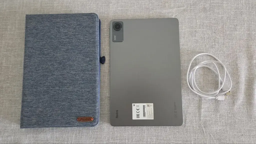 Продаю планшет Redmi Pad SE (6GB, 128GB)