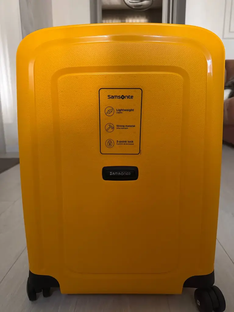 Продам новый чемодан Samsonite Spinner 55/20 (Cabin Size)