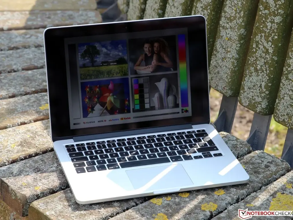 MacBook PRO 13 в отличном состоянии