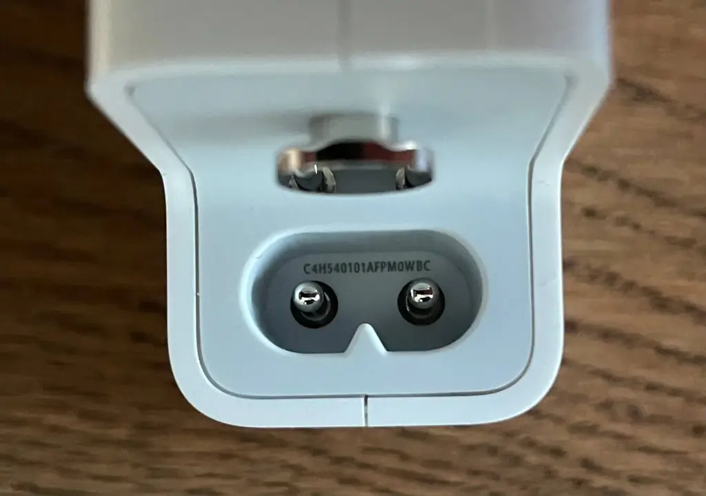 🔌 Оригинальный зарядный блок Apple USB-C 96W.