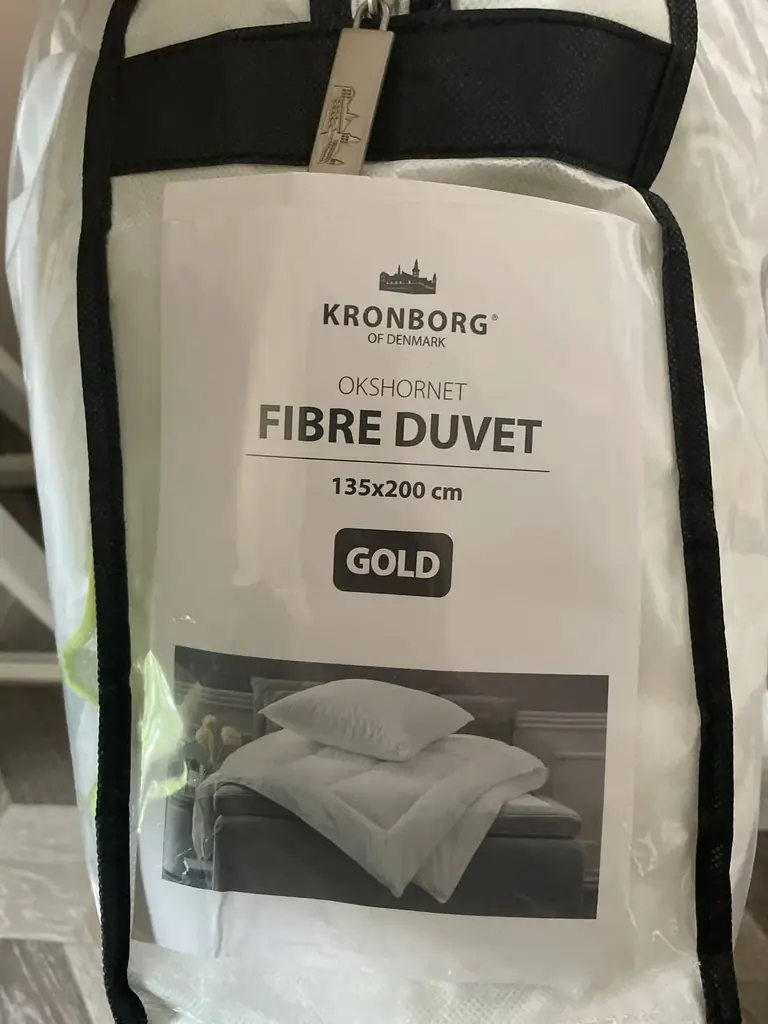 Продам одеяло Kronborg 135x200, 50 лари