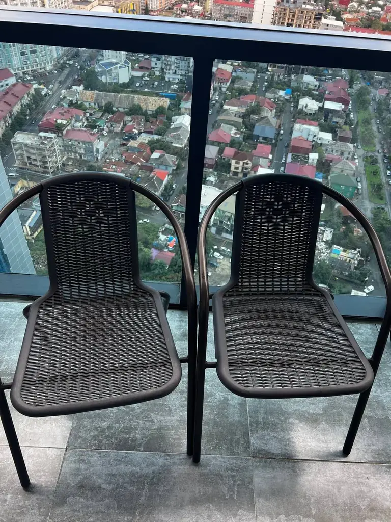Продам два стульчика