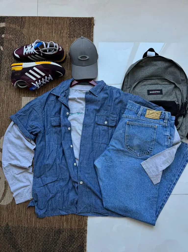 - Лонгслив Oakley (XL) - 85 лари