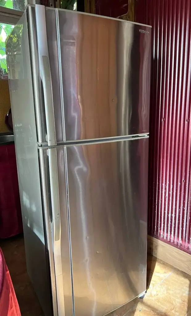Продается холодильник Toshiba б/у — 400 ₾