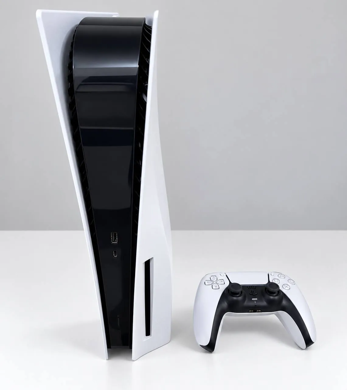 playstation 5 с дисководом записано игры EA Sports FC 24, Grand Theft Auto, NBA 2K24, Spider-Man, D…