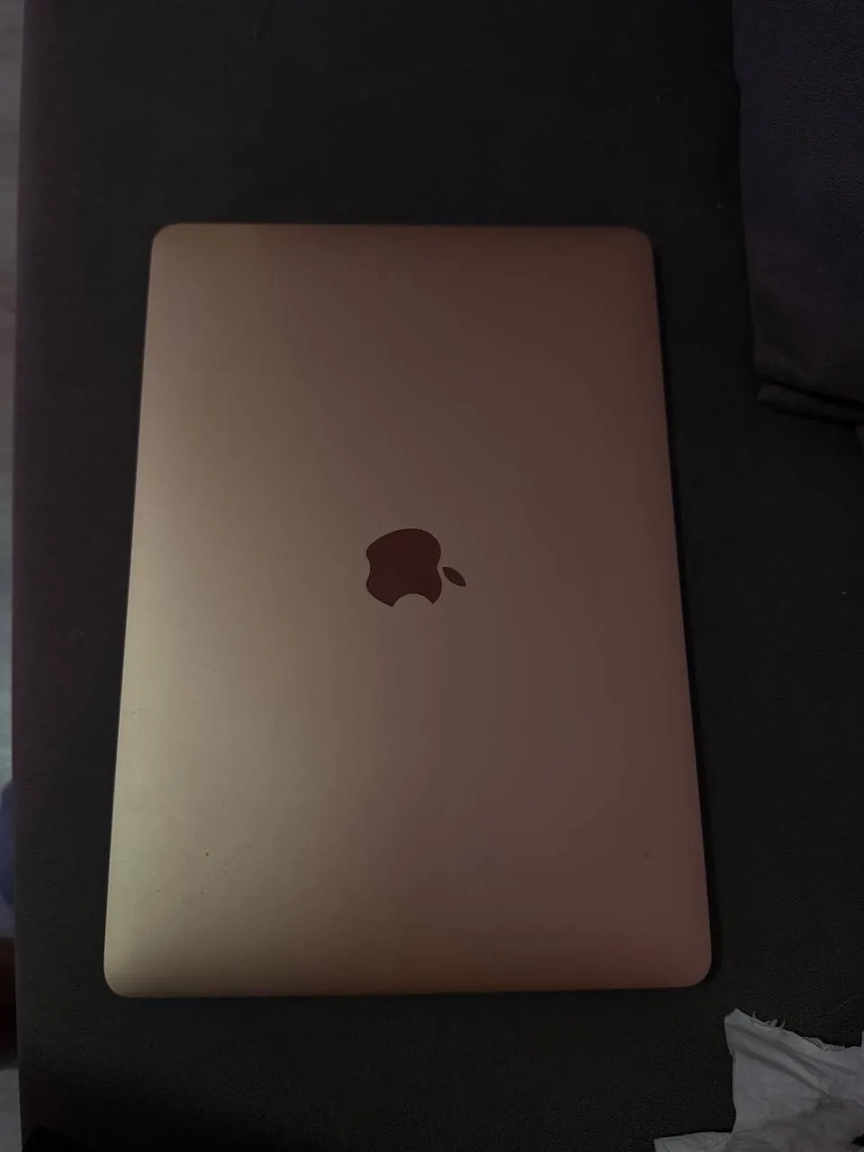 MacBook Air 13” Retina (2019) — 200€