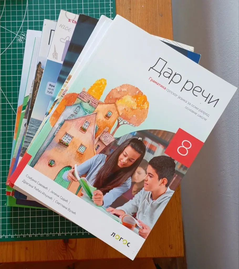 Доброго дня. Продаю весь комплект учебников для ученика 8 го класса. Учебники в хорошем состоянии( …