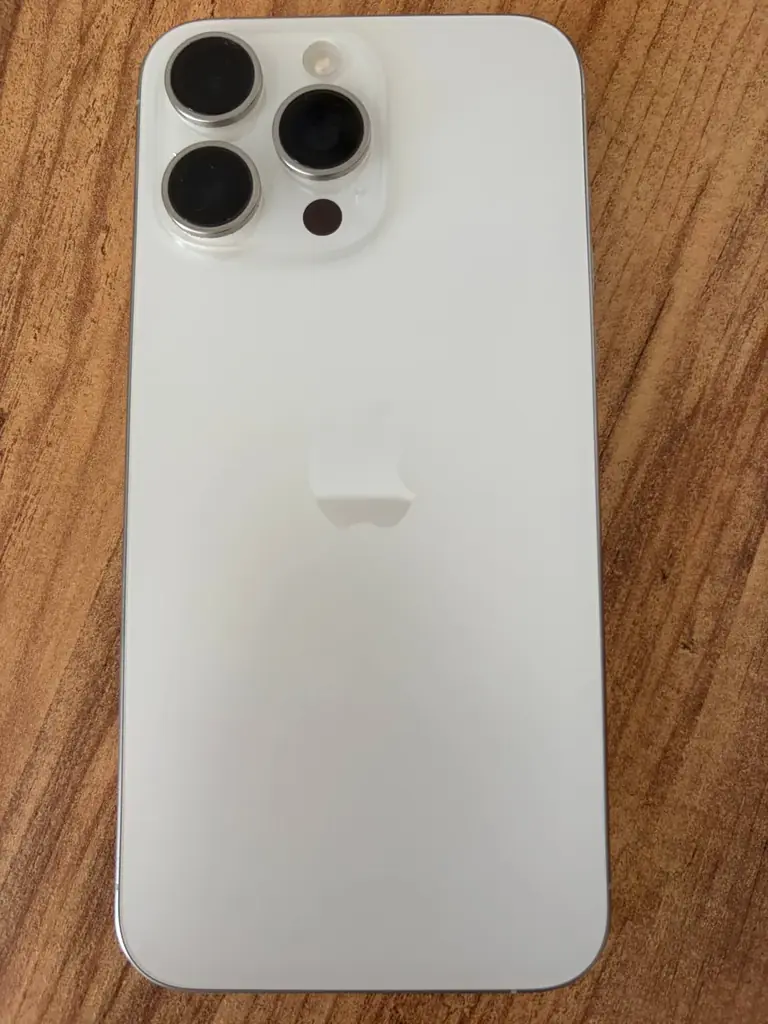 iPhone 15 Pro Max White Titanium, 256 GB
