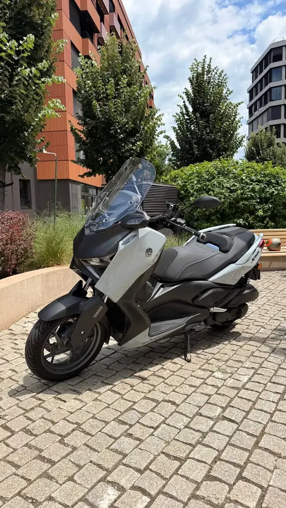 🏍️ Yamaha XMAX 125 Tech MAX+ 2025